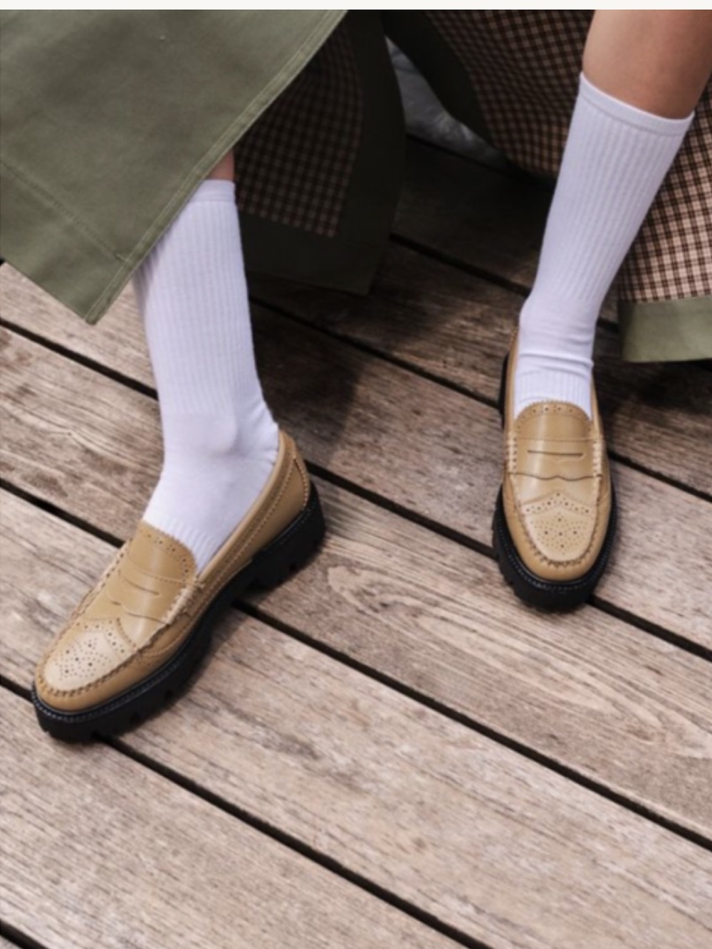 NEW G.H. Bass & Co. Weejuns Whitney Wingtip Tan Leather Lug Sole Penny Loafers